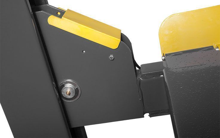 BendPak HDSO14AX Alignment Lift and RBJ7000 Bridge Jacks