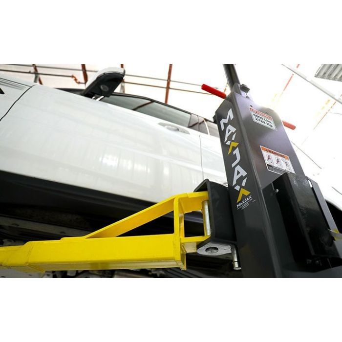 MaxJax M7K Portable Car Lift
