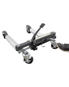 Ranger RCD-1500EX 5150191 car dolly with foot lever and operator’s foot pressing the pedal to demonstrate usage.