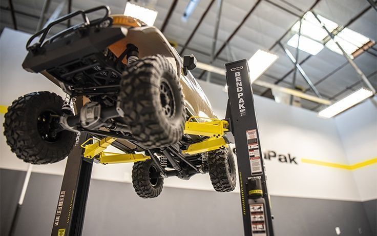 RC4WD Officially Licensed BendPak XPR-9S Two-Post Lift