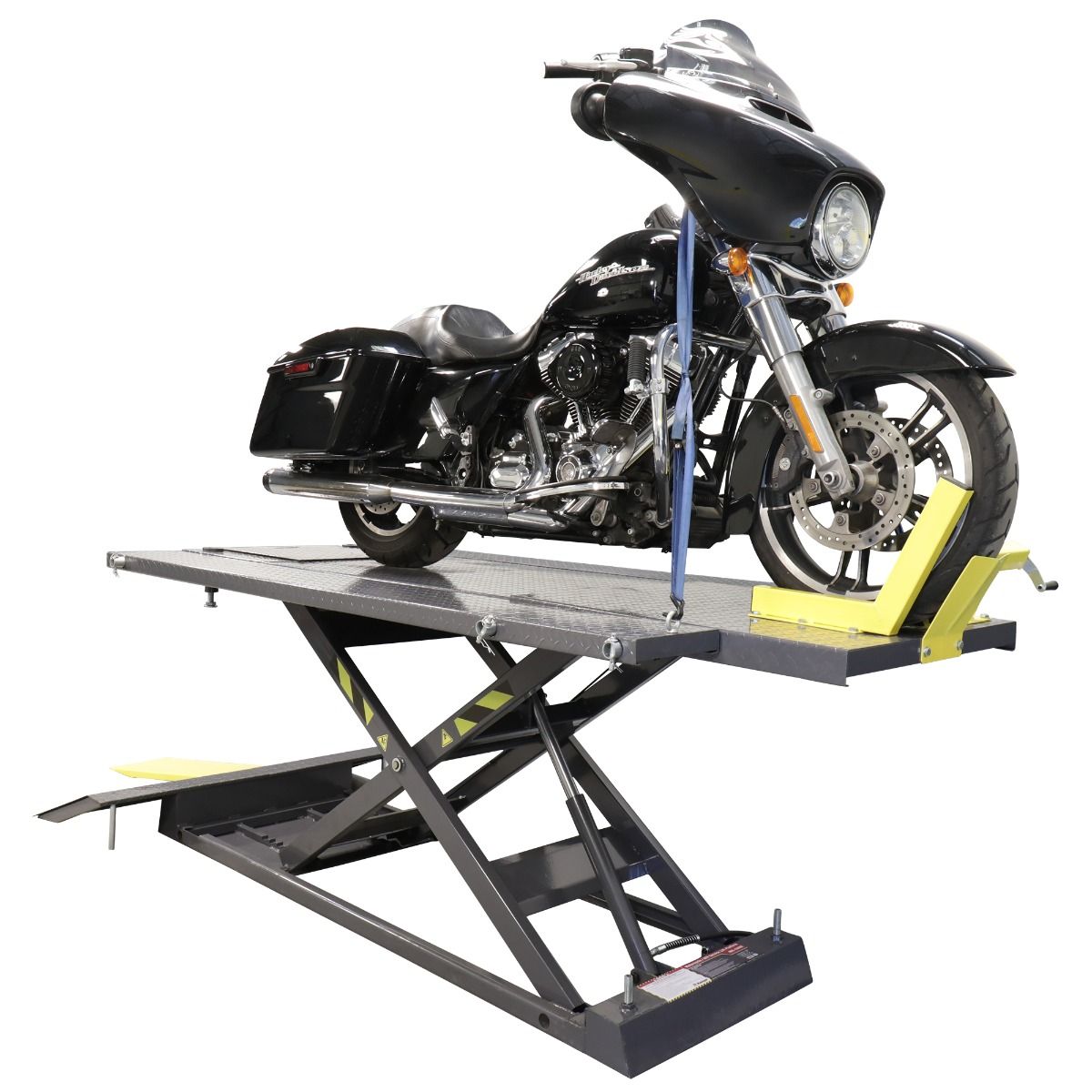 The RML-1500XL motorcycle lift offers an incredible 1,500-lb. lift capacity. It boasts exceptionally large platform to handle virtually any motorcycle or ATV in its weight class.