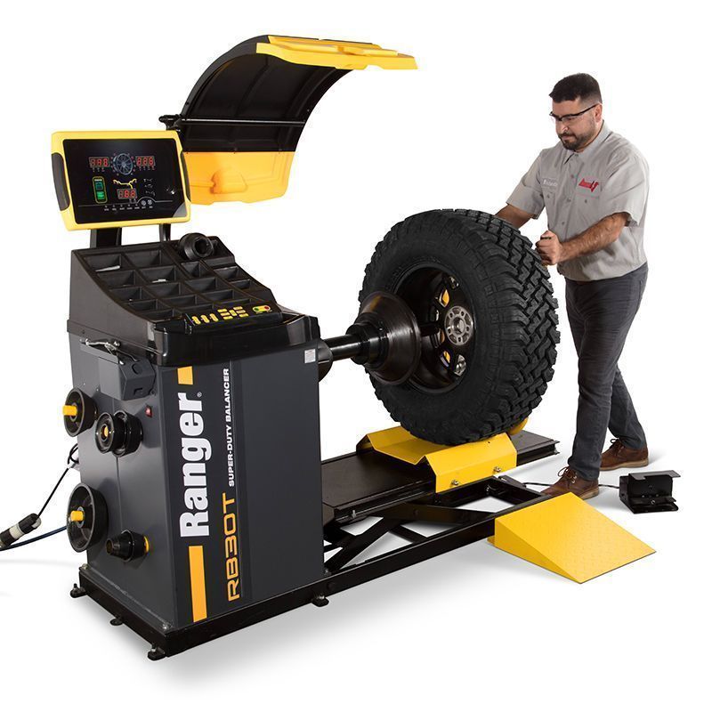 Ranger RB30T Wheel Balancer Easily Handles Virtually Any Vehicle Wheel