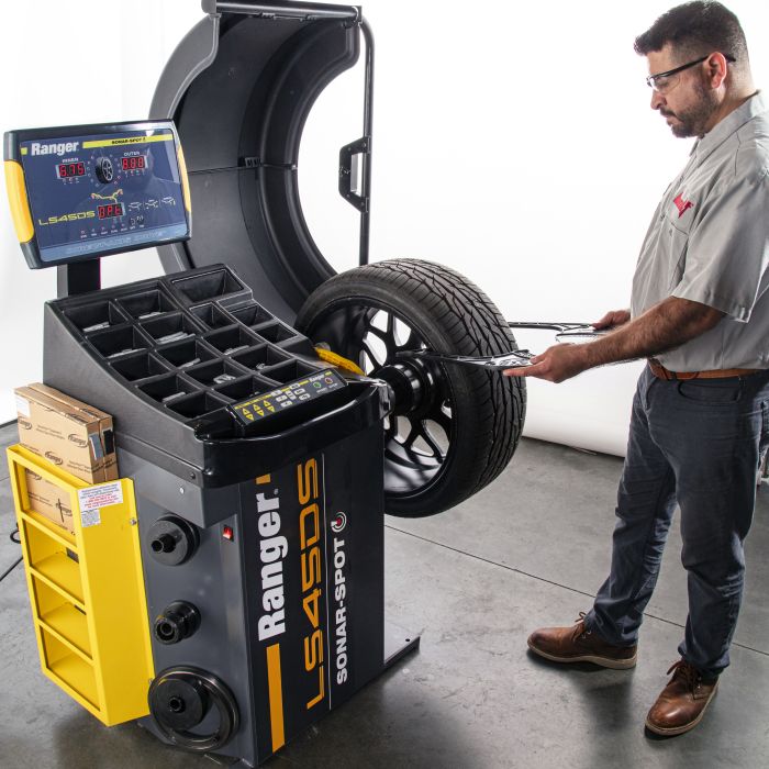 The new Ranger Division of BendPak LS45DS sonar wheel balancer featuring 3D Auto Data Entry deploys game-changing sonar, laser, and automatic data-entry technology to deliver unmatched speed.
