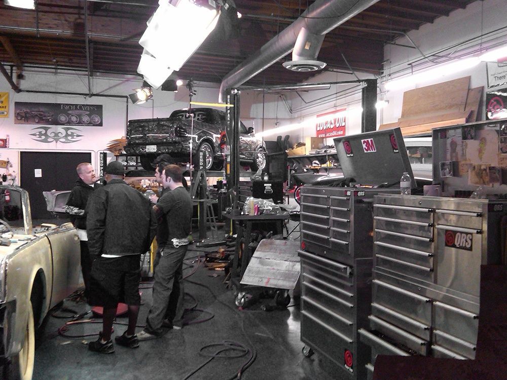 Rich Evans AutoHolics TV Show Lifts