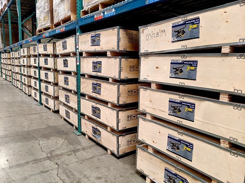 4-Post Bridge Jacks are also packaged in wooden crates